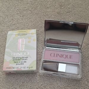 New Clinique Blushing Blush Powder Blush - Smoldering Plum
